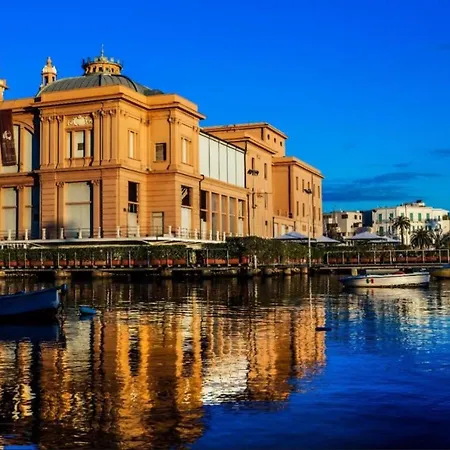 La Botanica - Station * Bari